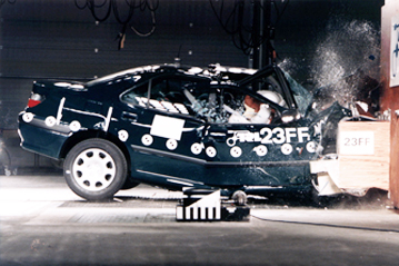 Краш тест Peugeot 406 (1997)